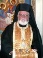 L'Archimandrite Séraphim portant les Reliques.JPG